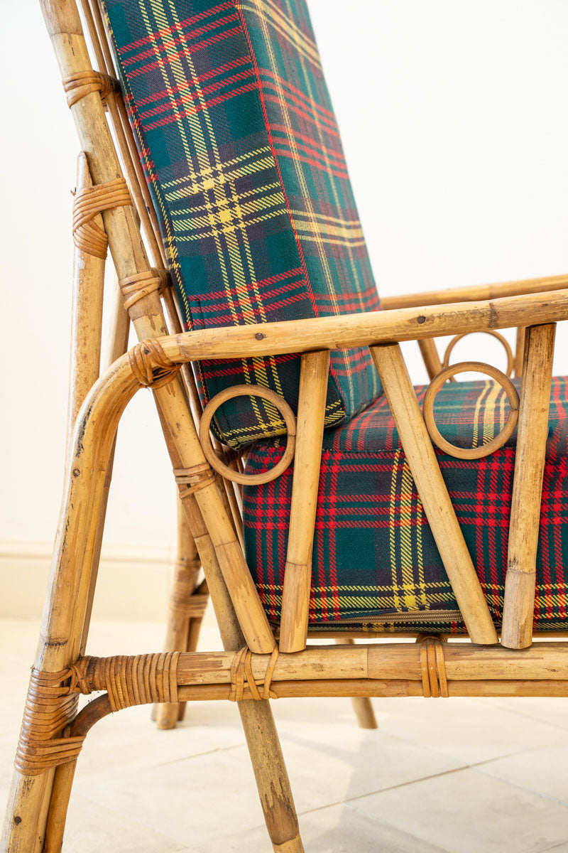 Paire de fauteuils en bambou et tartan