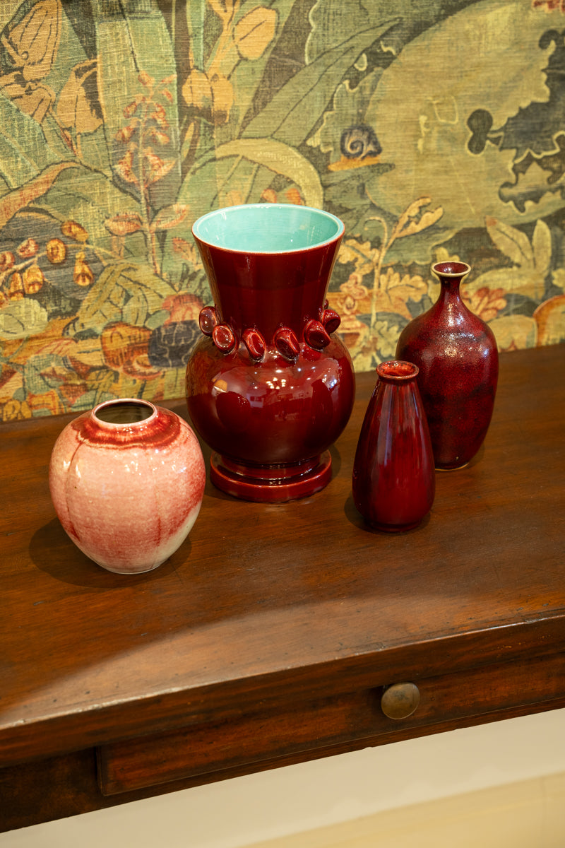 Vase en céramique émaillée rouge et turquoise