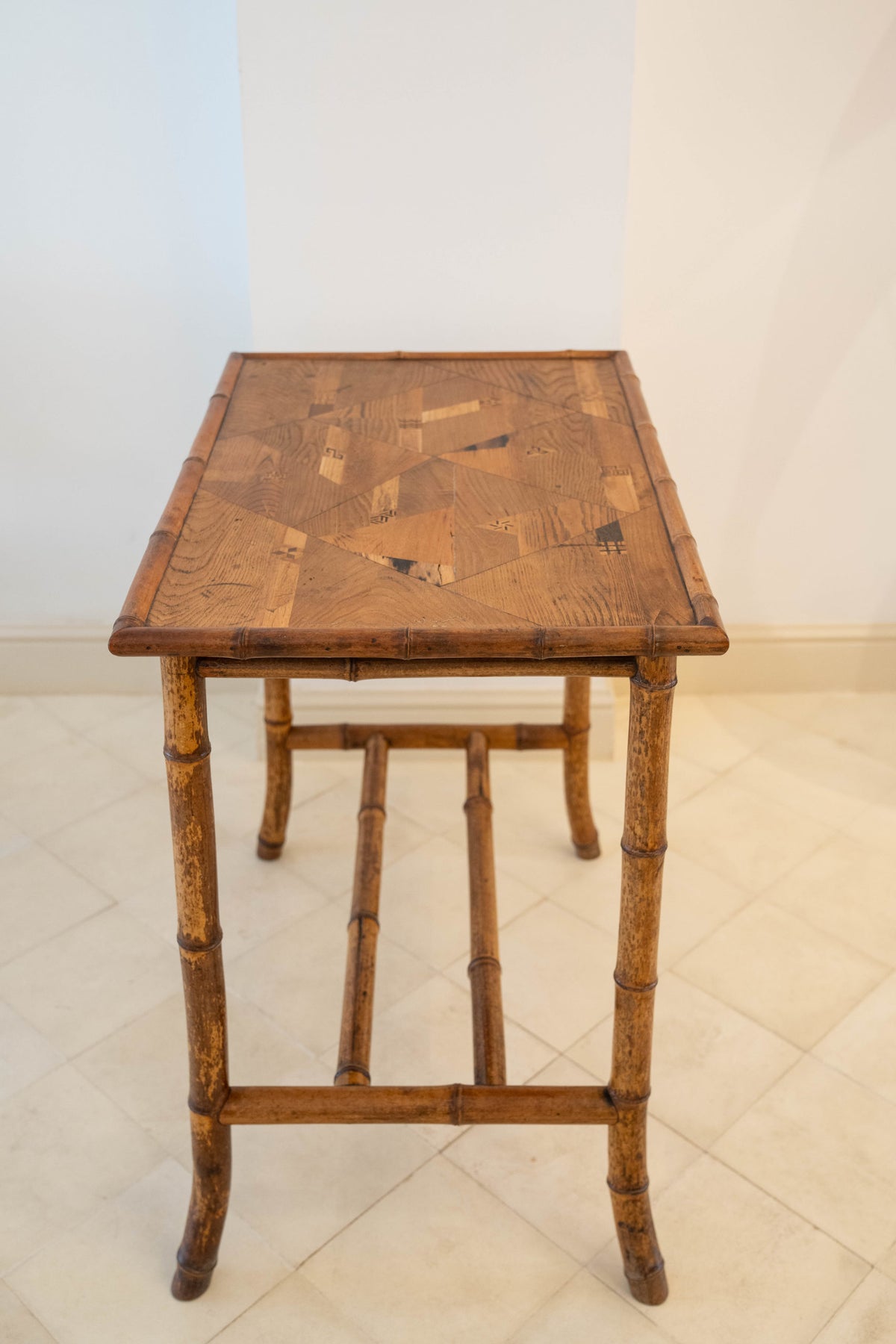 Table en bambou Art Déco