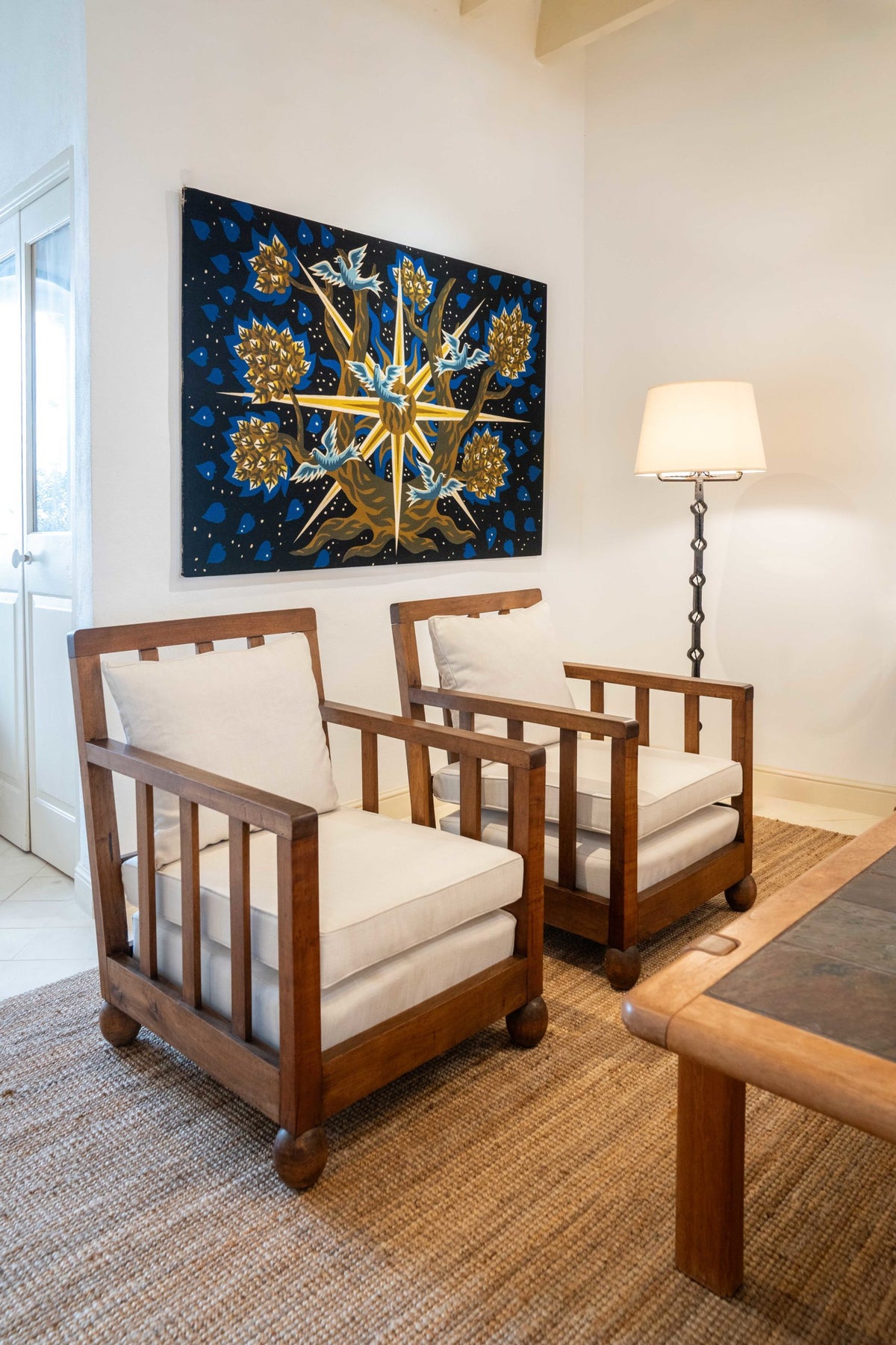 Paire de fauteuils Art Déco en noyer