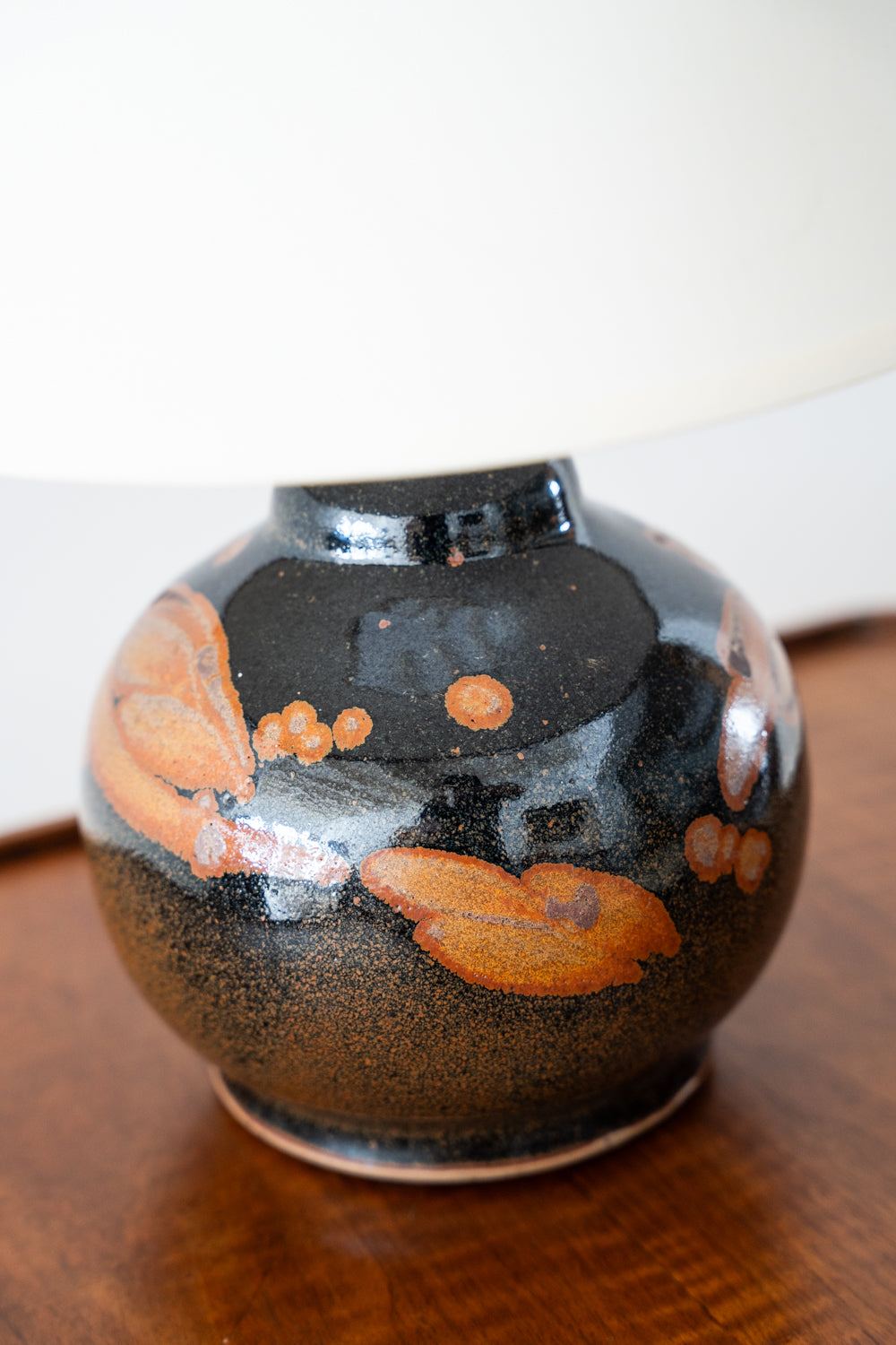 Glazed ceramic table lamp