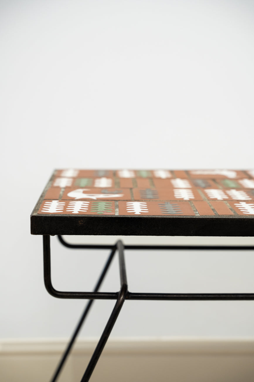 Table d’appoint en fer forgé et céramique
