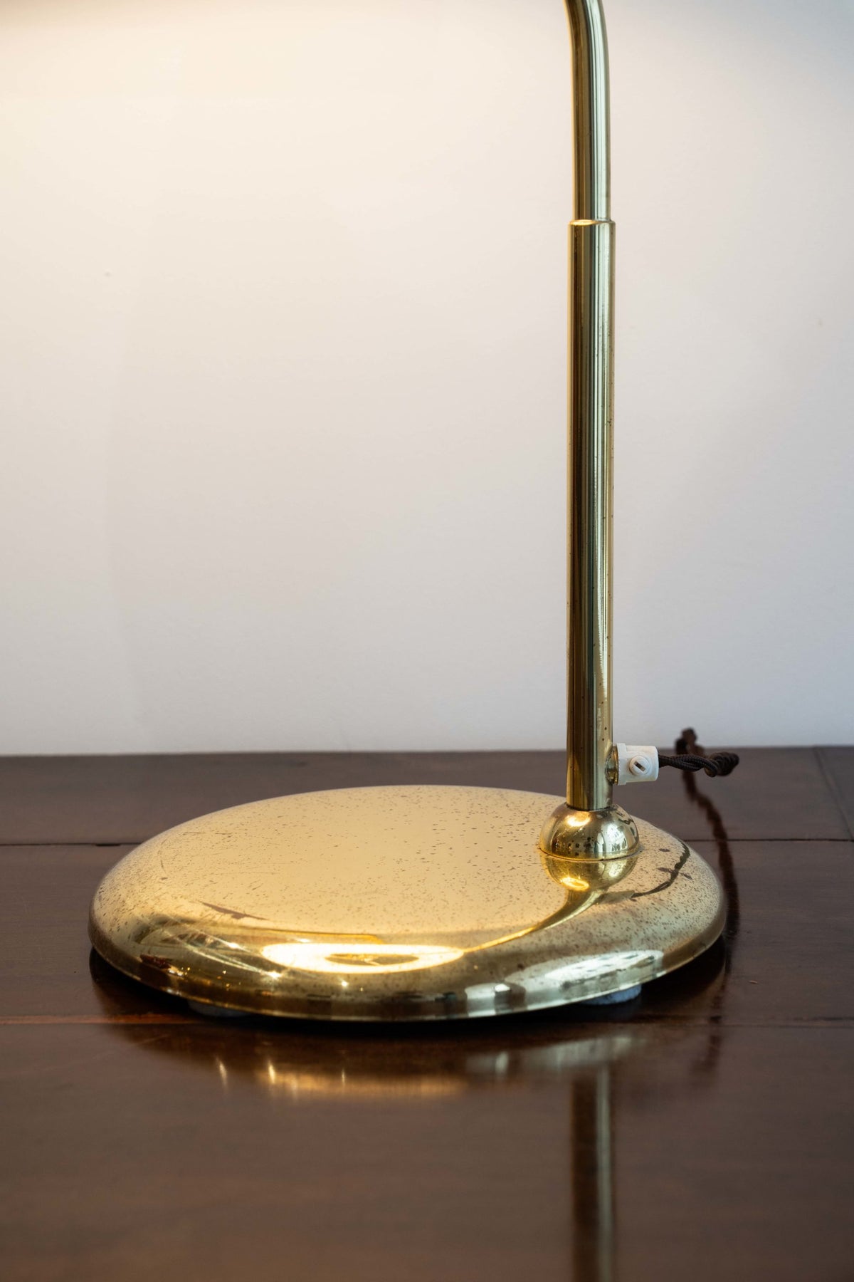 Lampe à poser en laiton