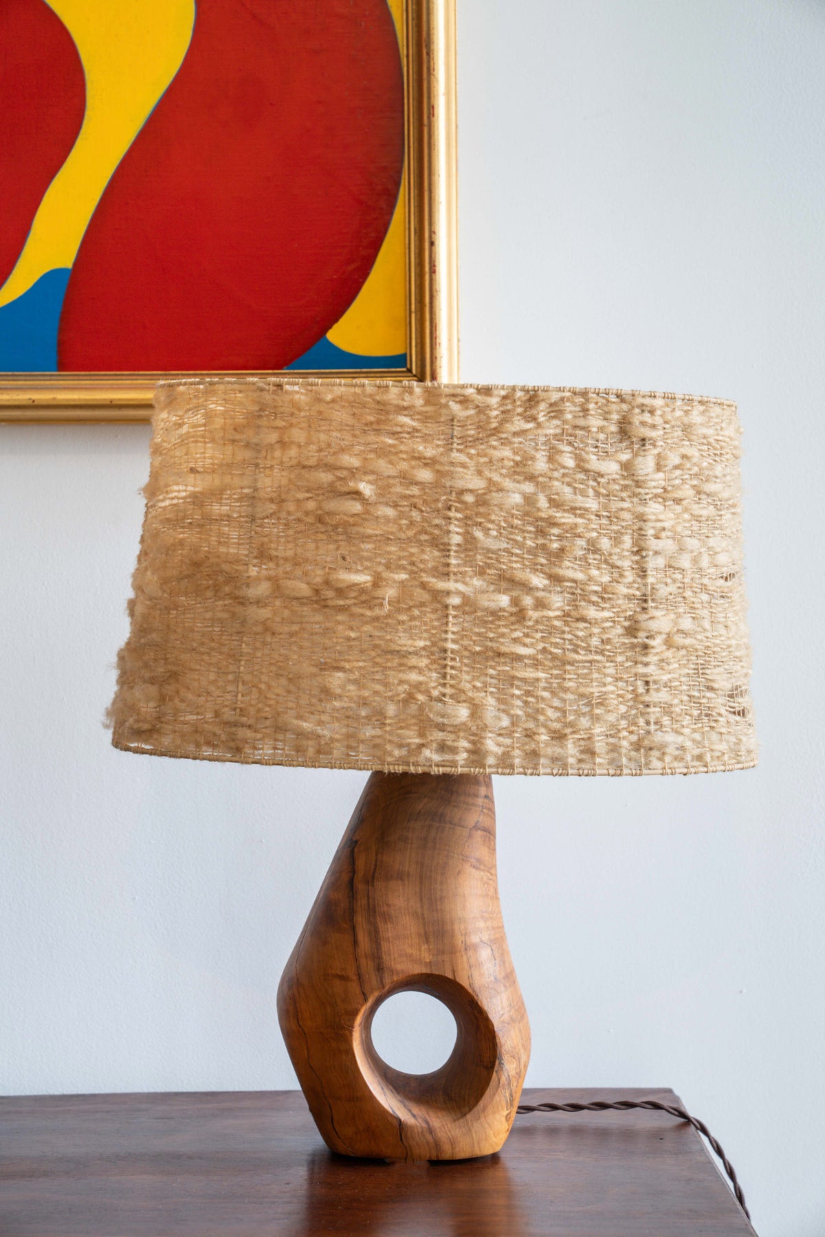 Lampe à poser en olivier