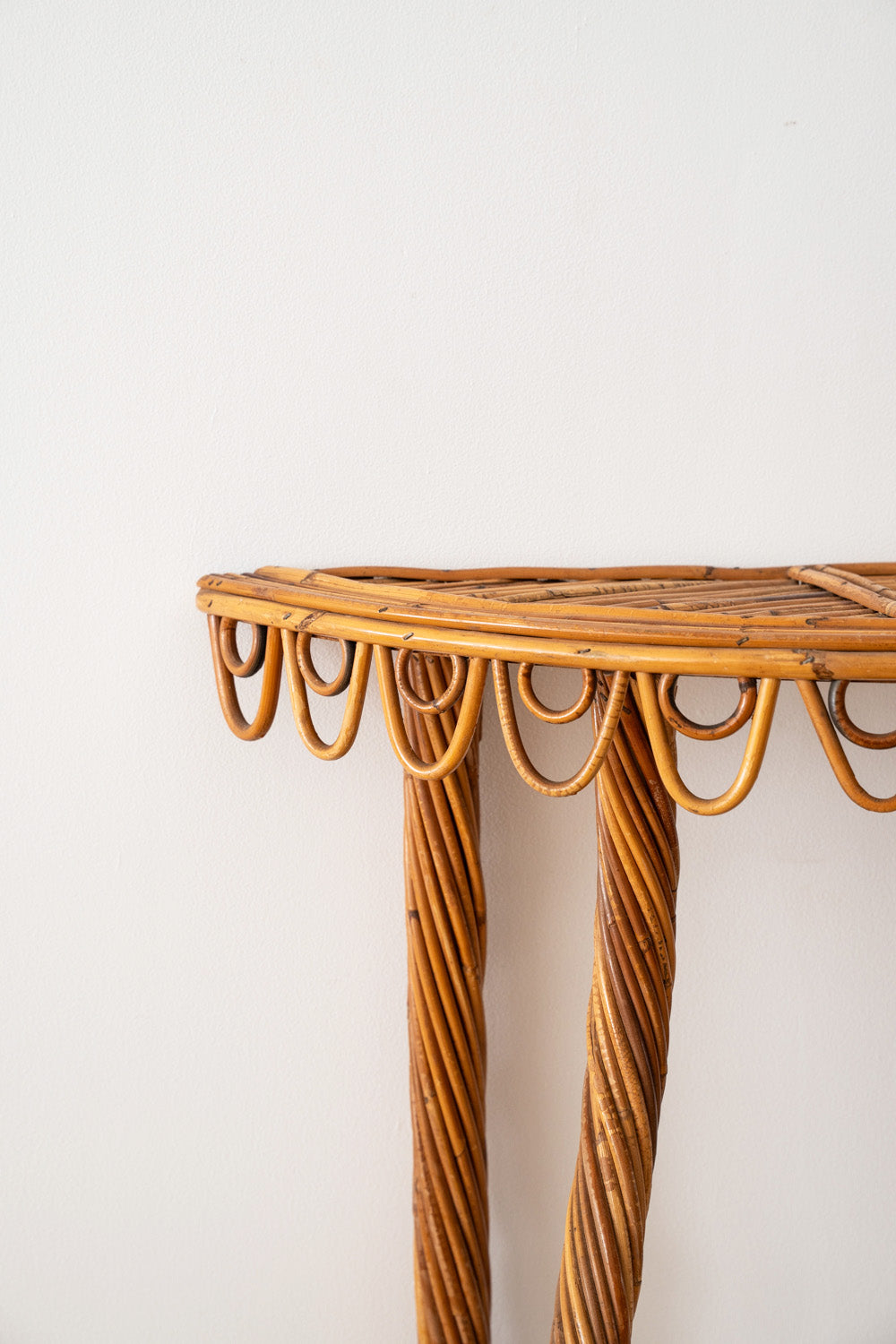 Console murale en bambou