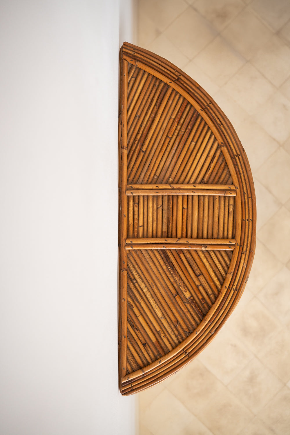 Consola de pared de bambú