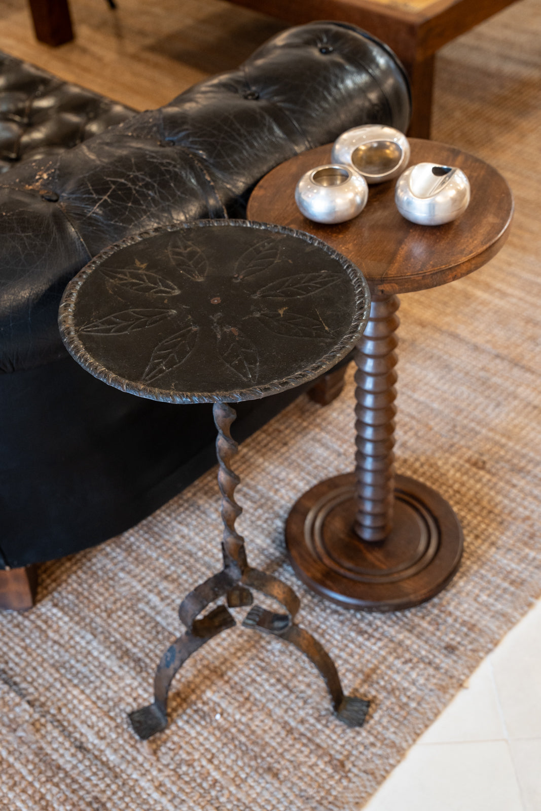 Mesa auxiliar circular de roble