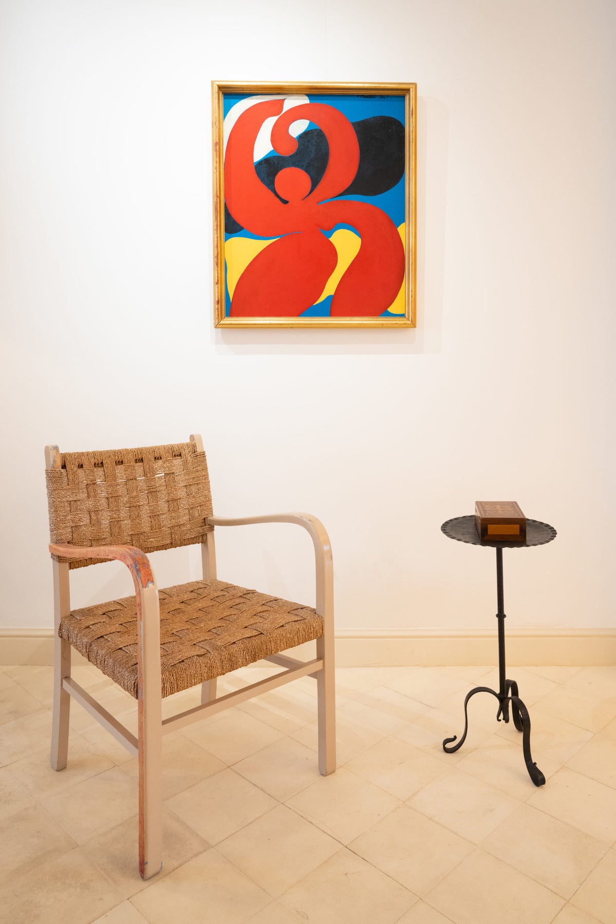 Sillón de abedul y sisal