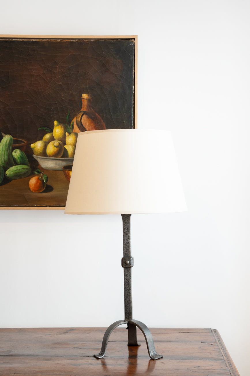 Lampe à poser en fer forgé
