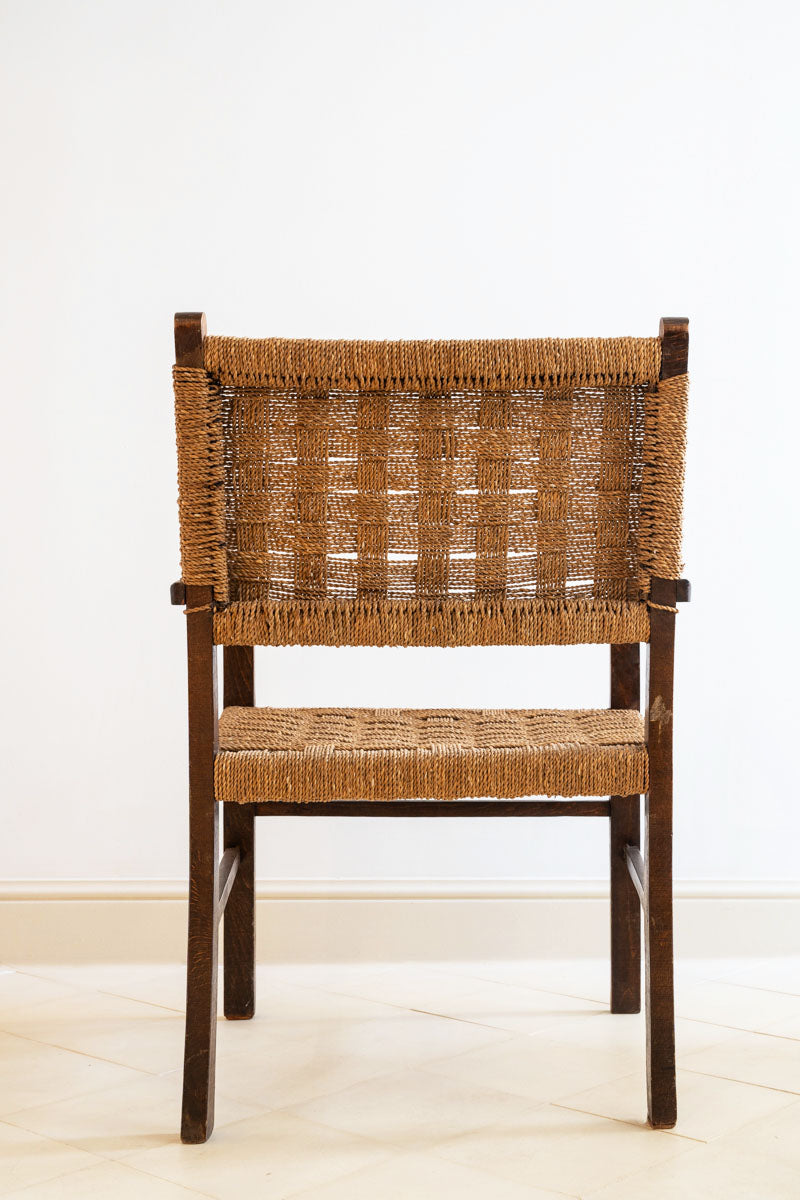 Pareja de sillones de cerezo y sisal