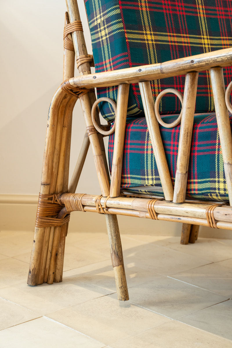Paire de fauteuils en bambou et tartan