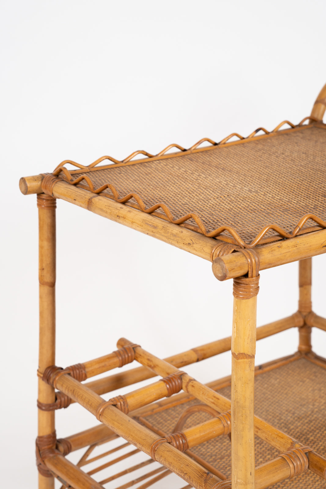 Table roulante en bambou