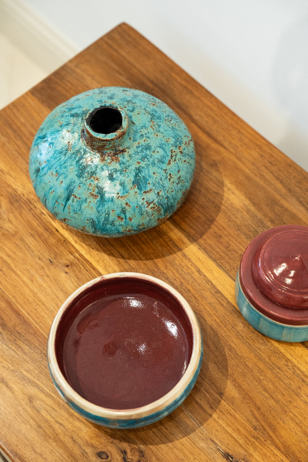 Vase en céramique bleu turquoise