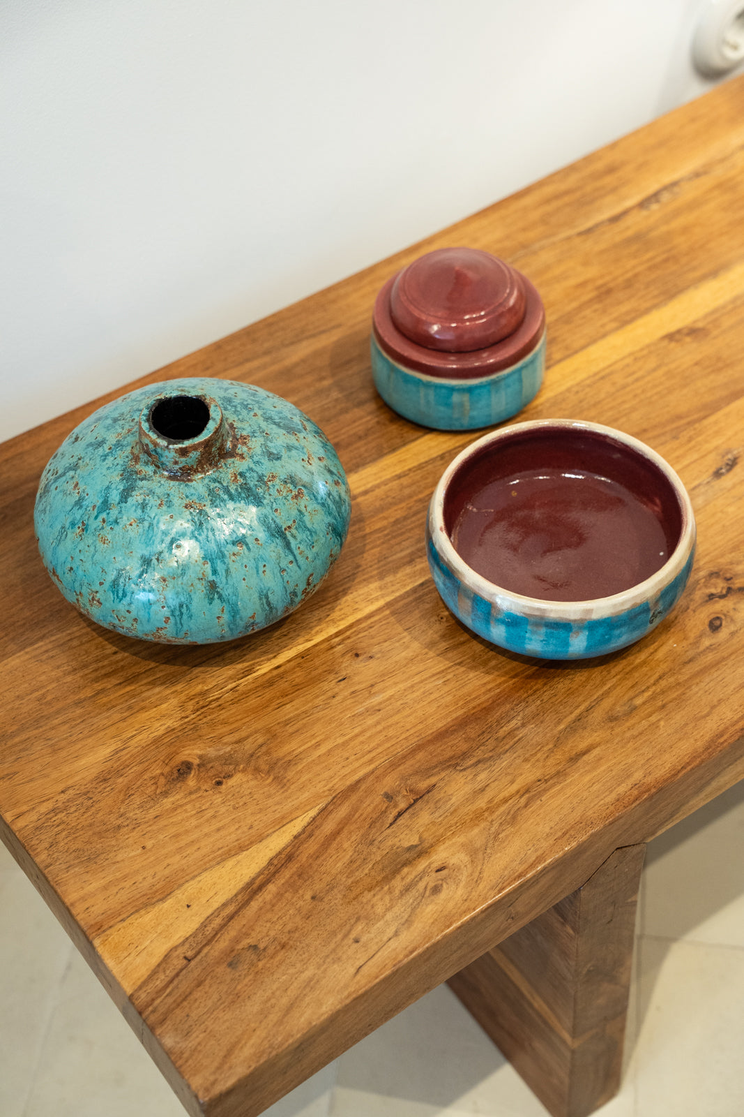 Vase en céramique bleu turquoise