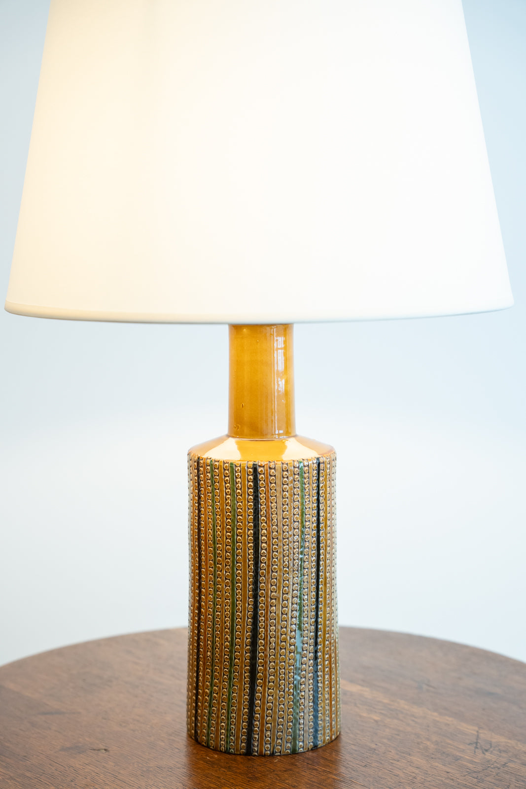 Lámpara de mesa de cerámica esmaltada