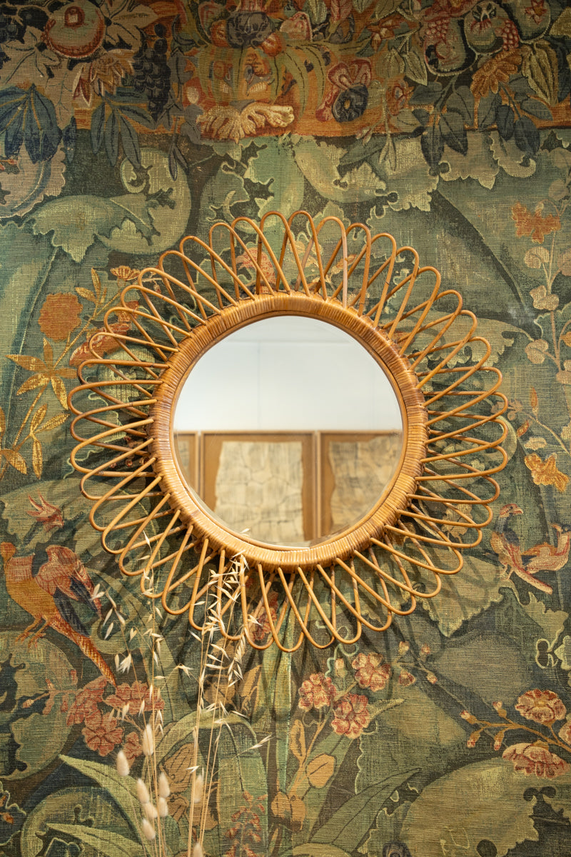 Circular bamboo mirror