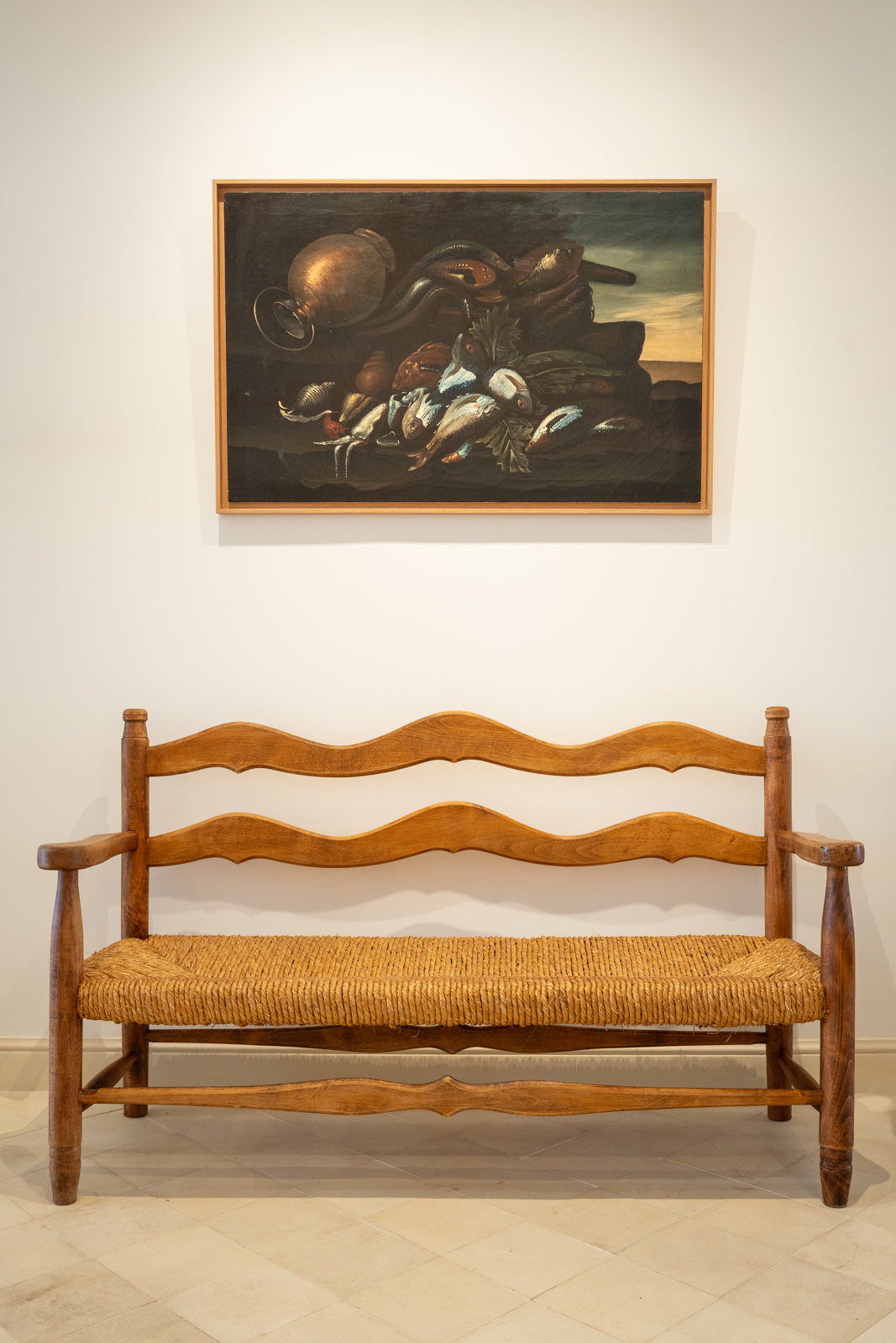 Banco de roble y asiento de paja