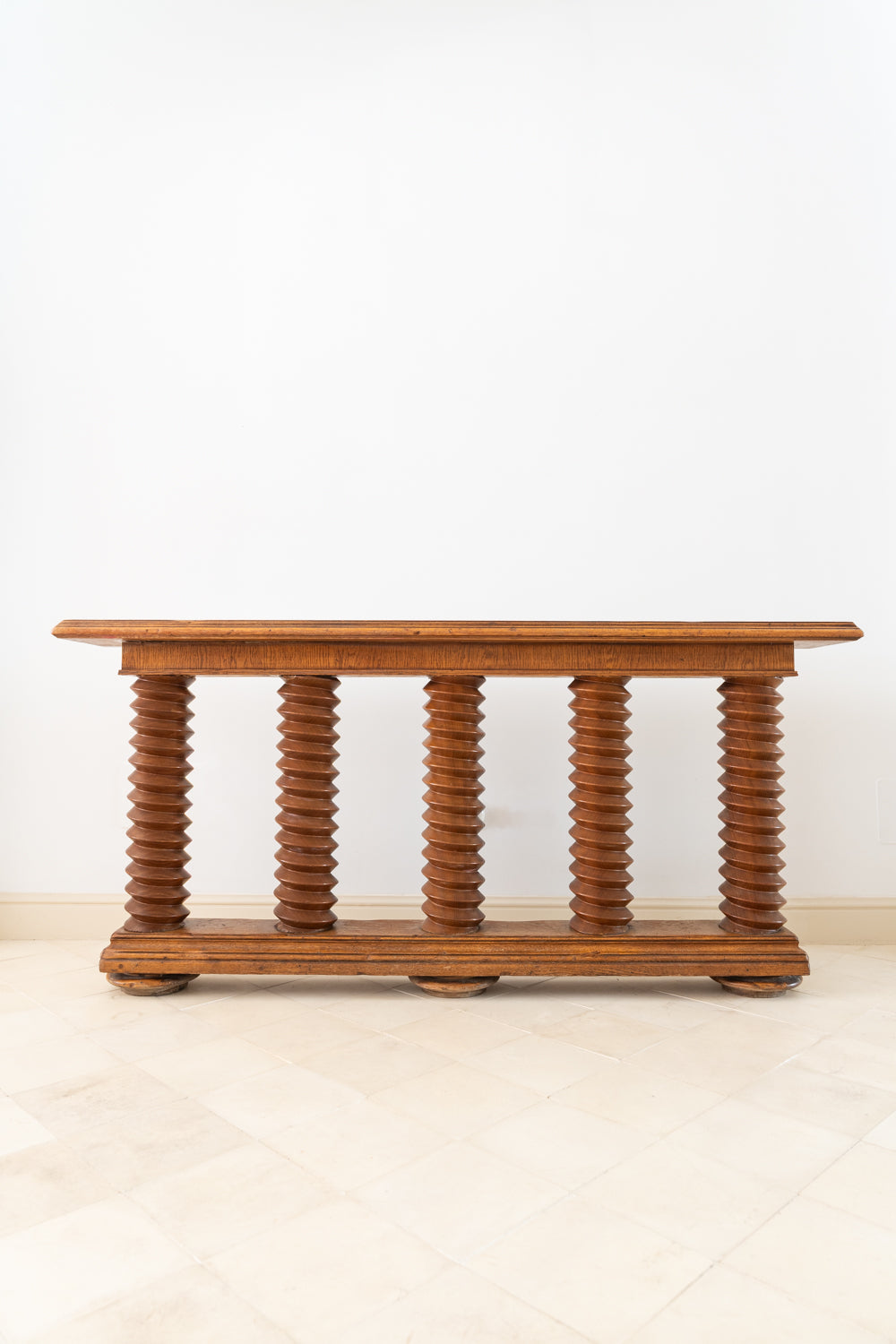 Consola de roble macizo