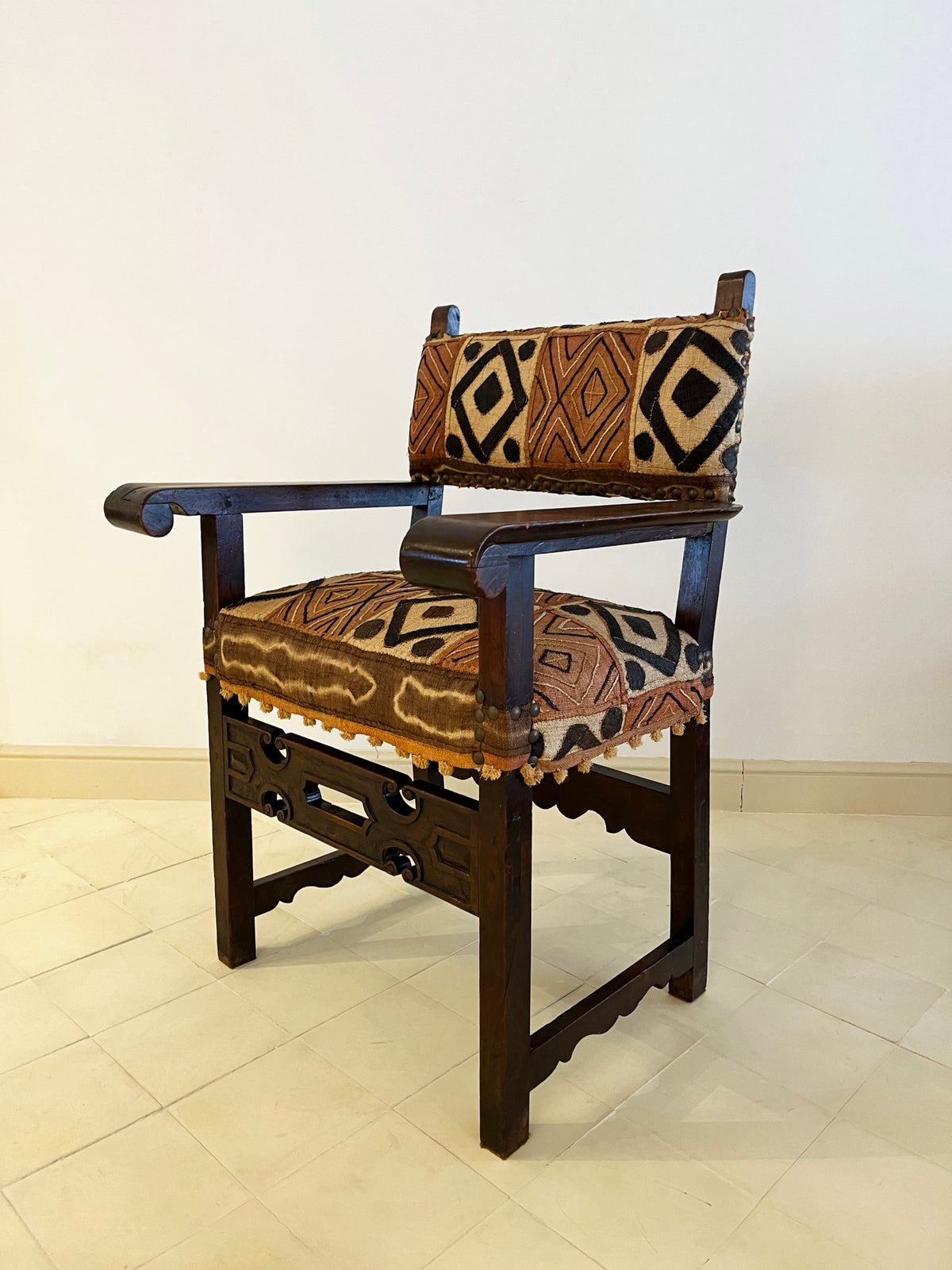Fauteuil de style Louis XIII