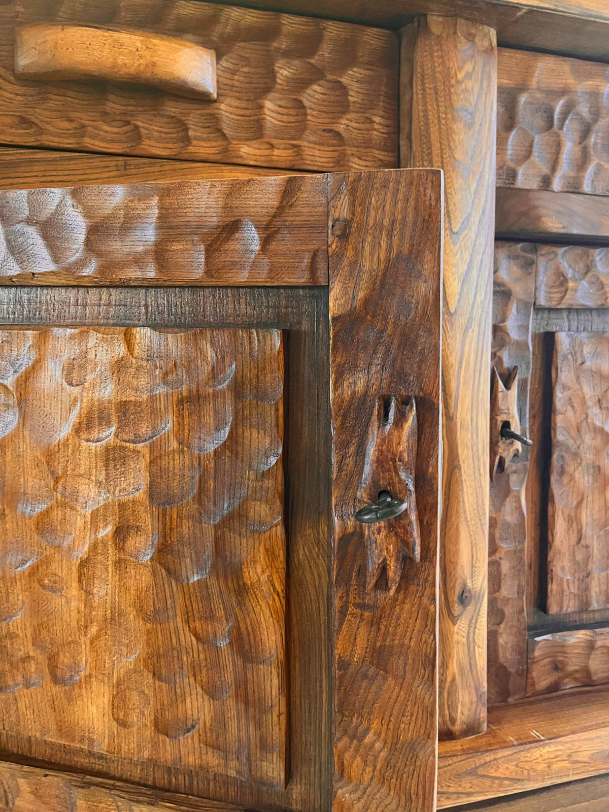 Grande mueble bufé de olmo