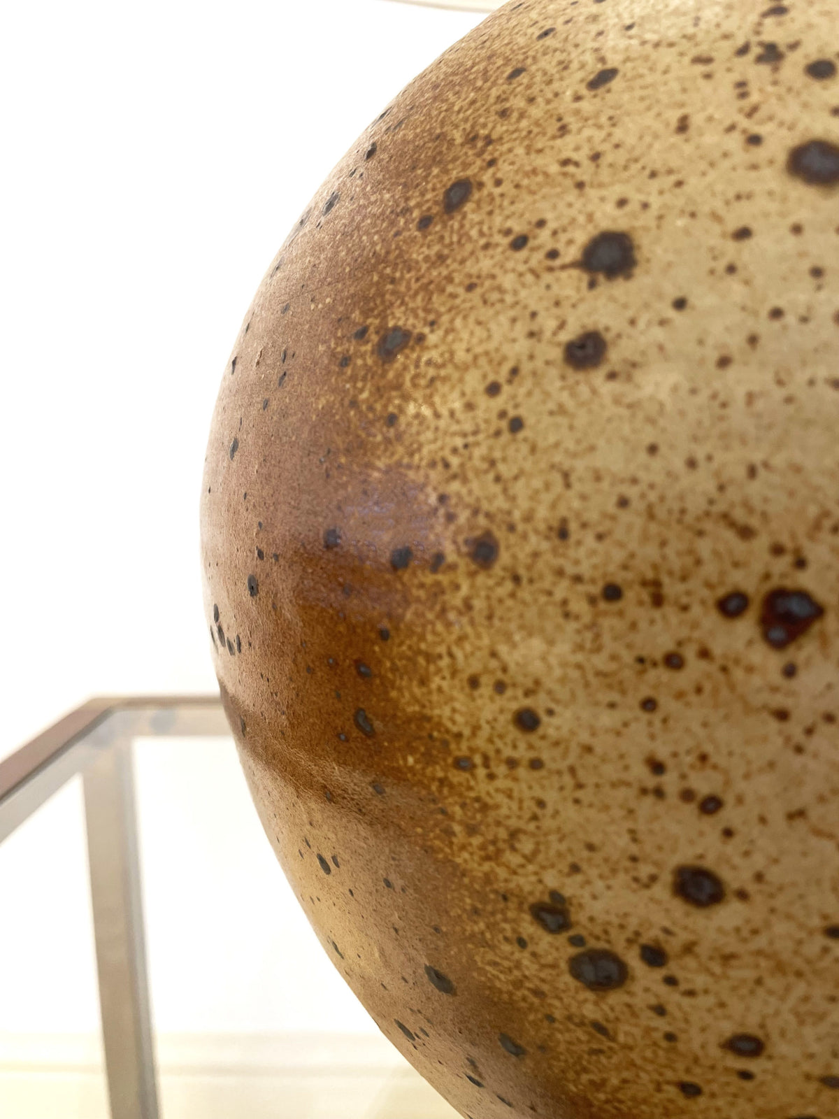 Large round shape stoneware table lamp