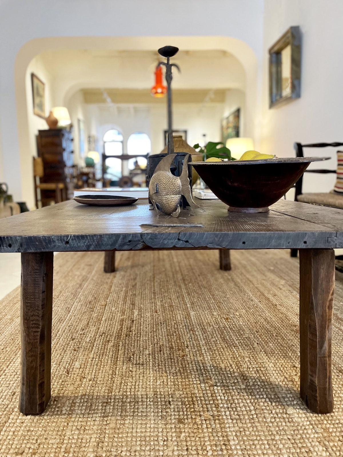 Mesa de café de roble macizo