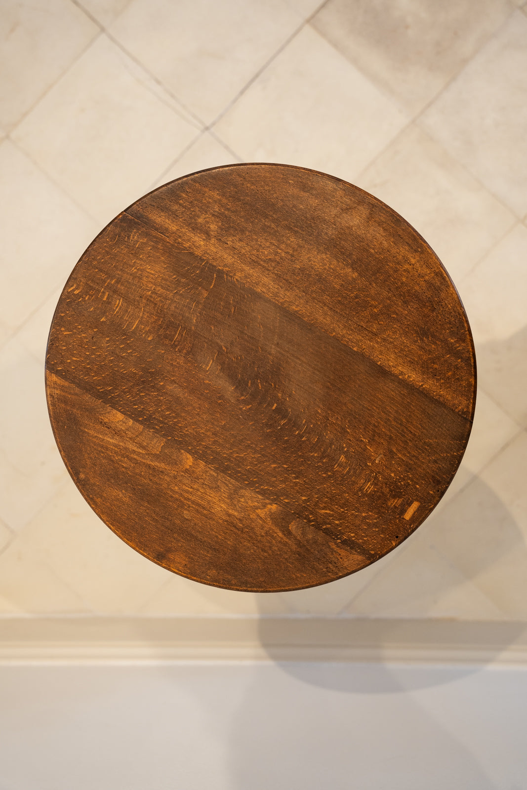 Mesa auxiliar circular de roble