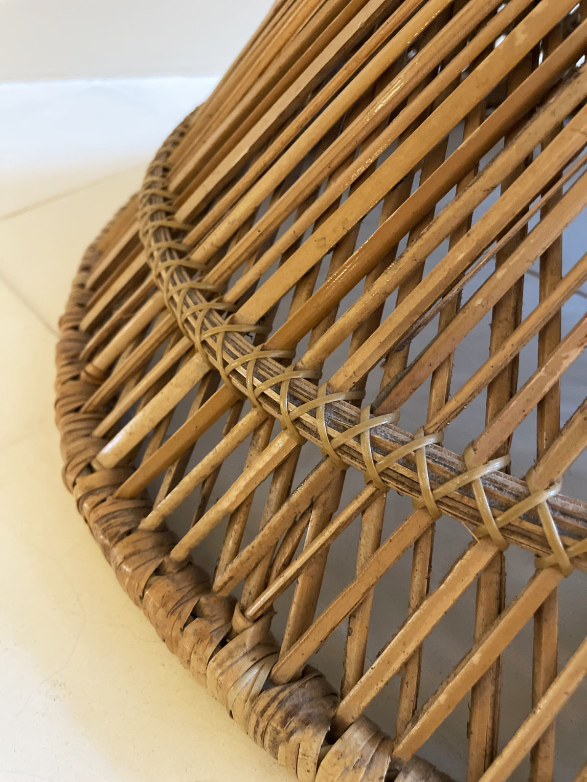 Woven rattan side table with cristal top