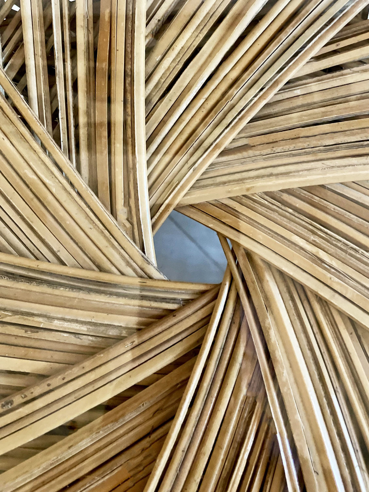 Woven rattan side table with cristal top