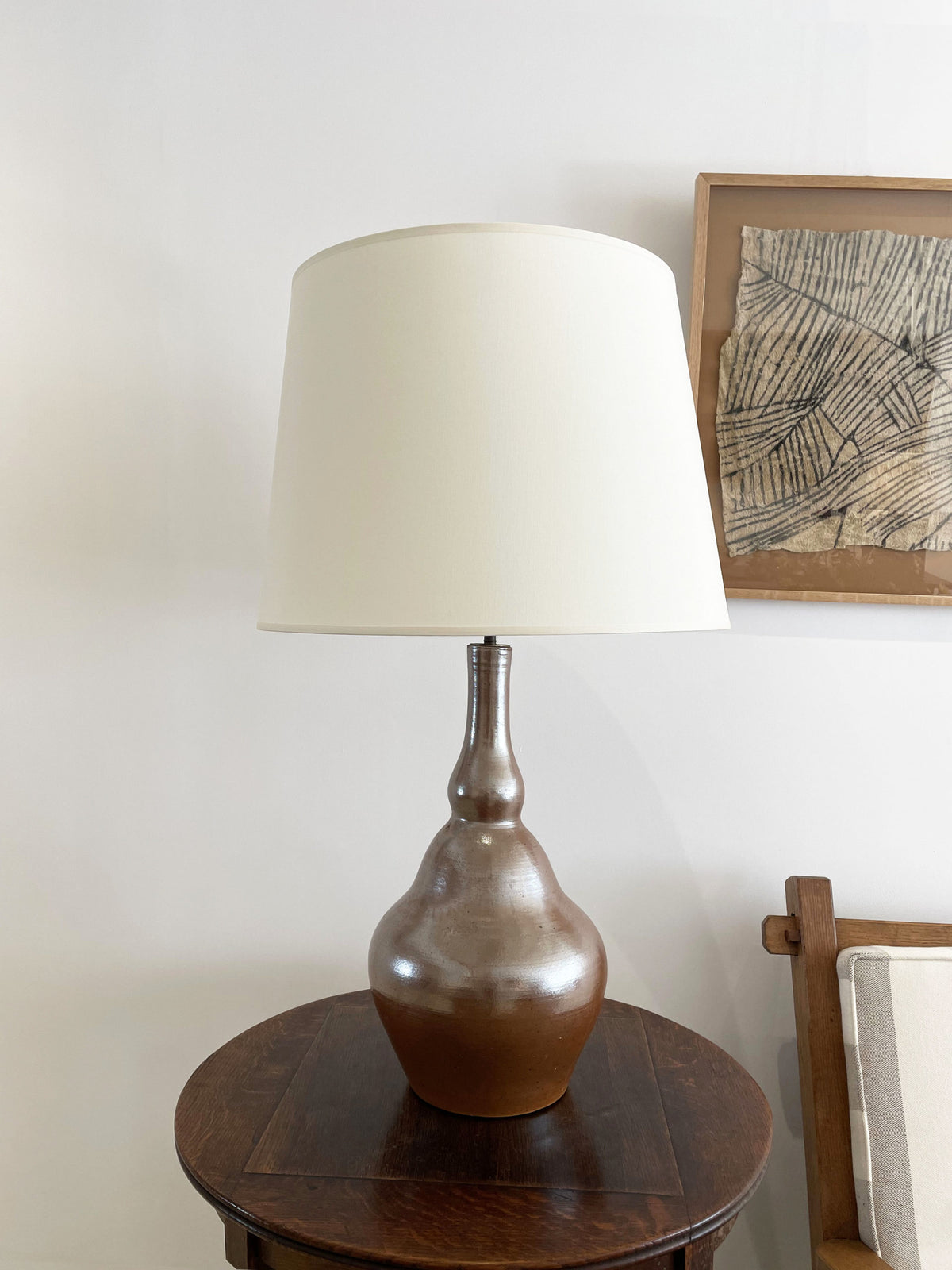 Grande lampe en grès verni