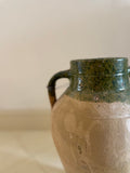 Jarra de terracota y esmalte verde