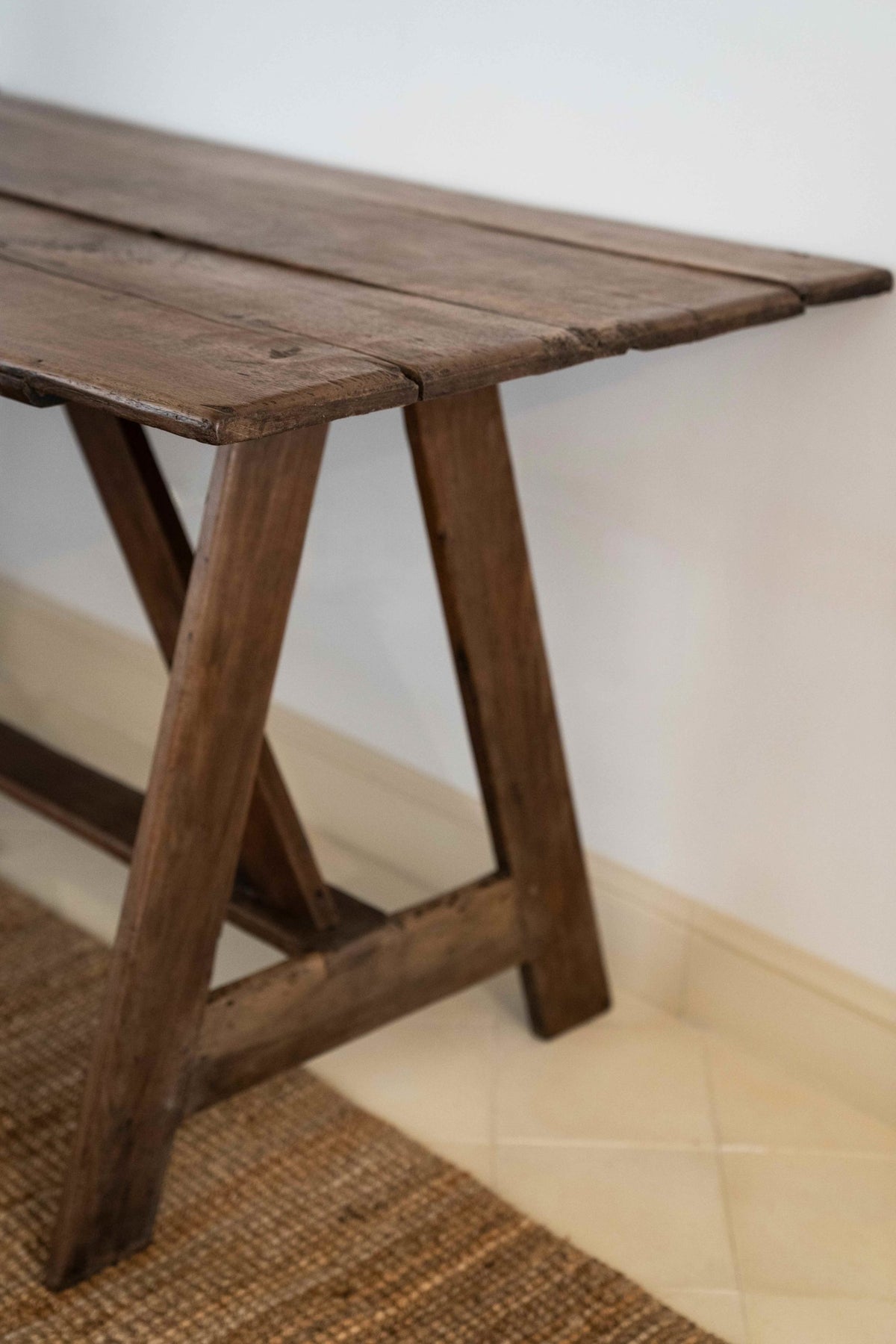 Consola de nogal