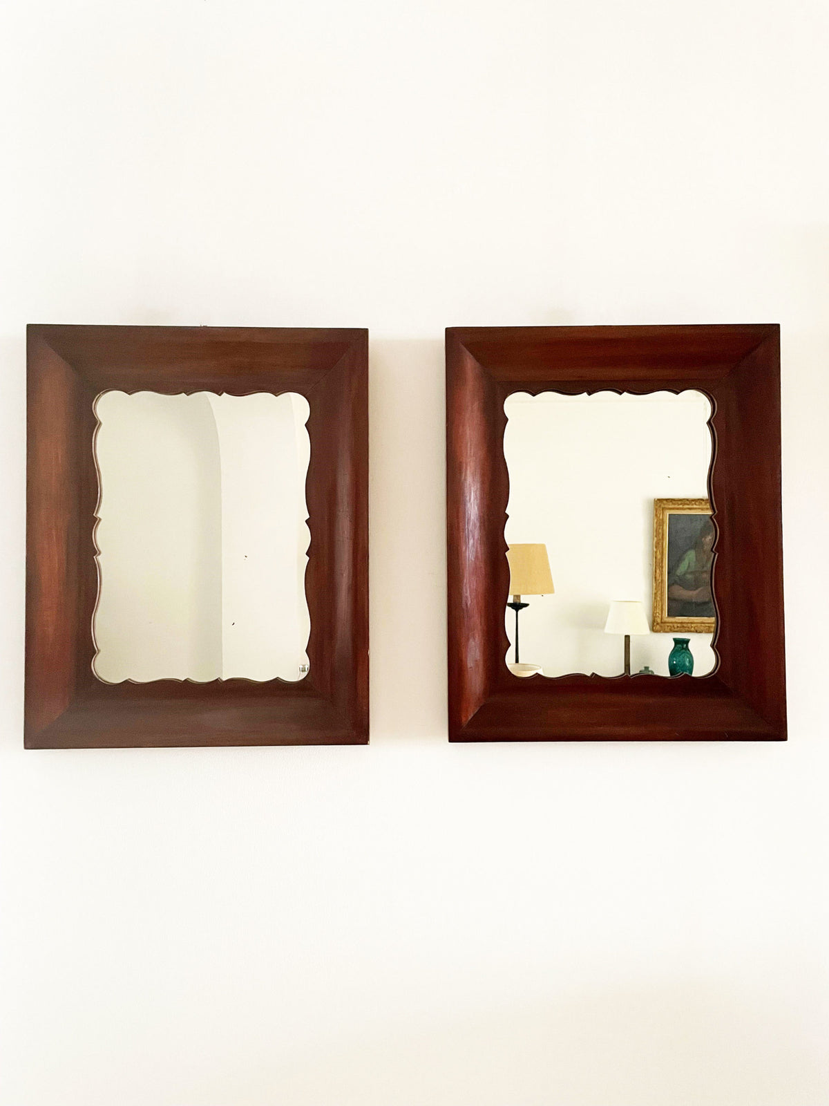 Pair of mirrors in mahogany