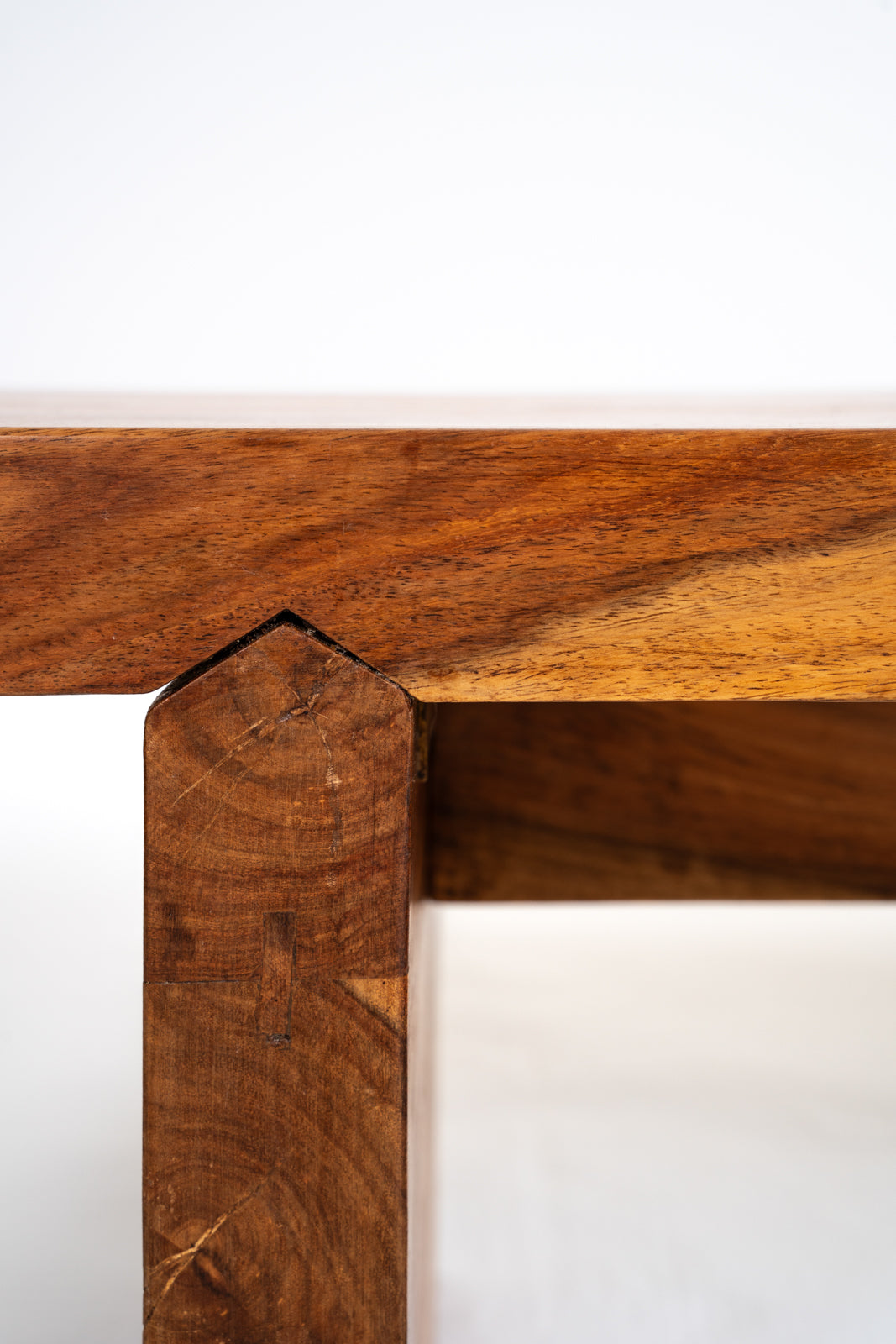 Mesa de café rectangular de nogal