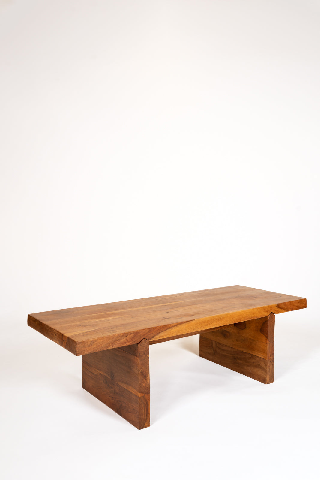 Mesa de café rectangular de nogal