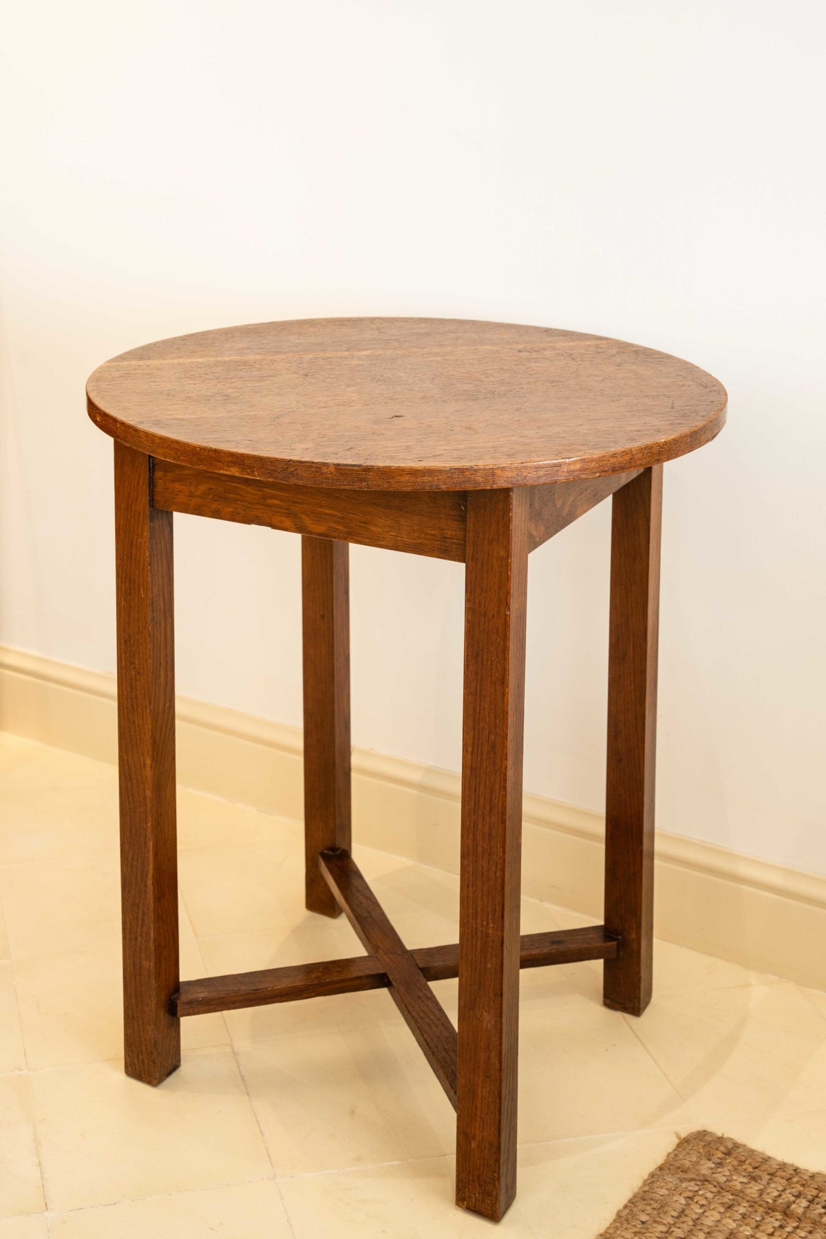 Mesa auxiliar de roble Arts & Crafts
