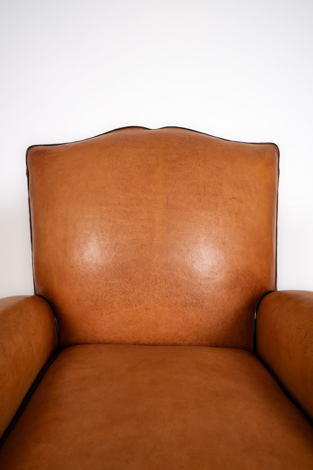 Paire de fauteuils en cuir